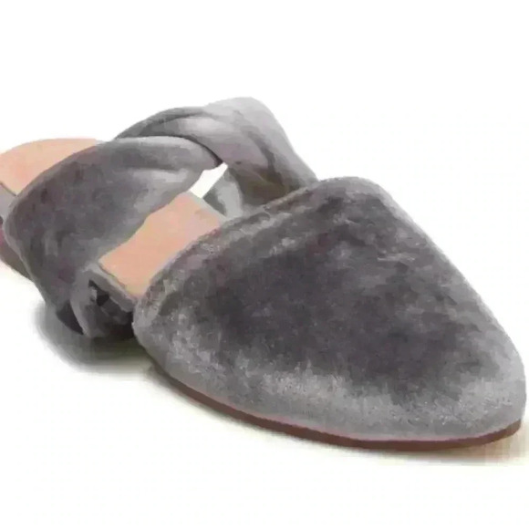 KAANAS Siena Velvet Twisted Knot Mule Size 6 - Picture 1 of 8